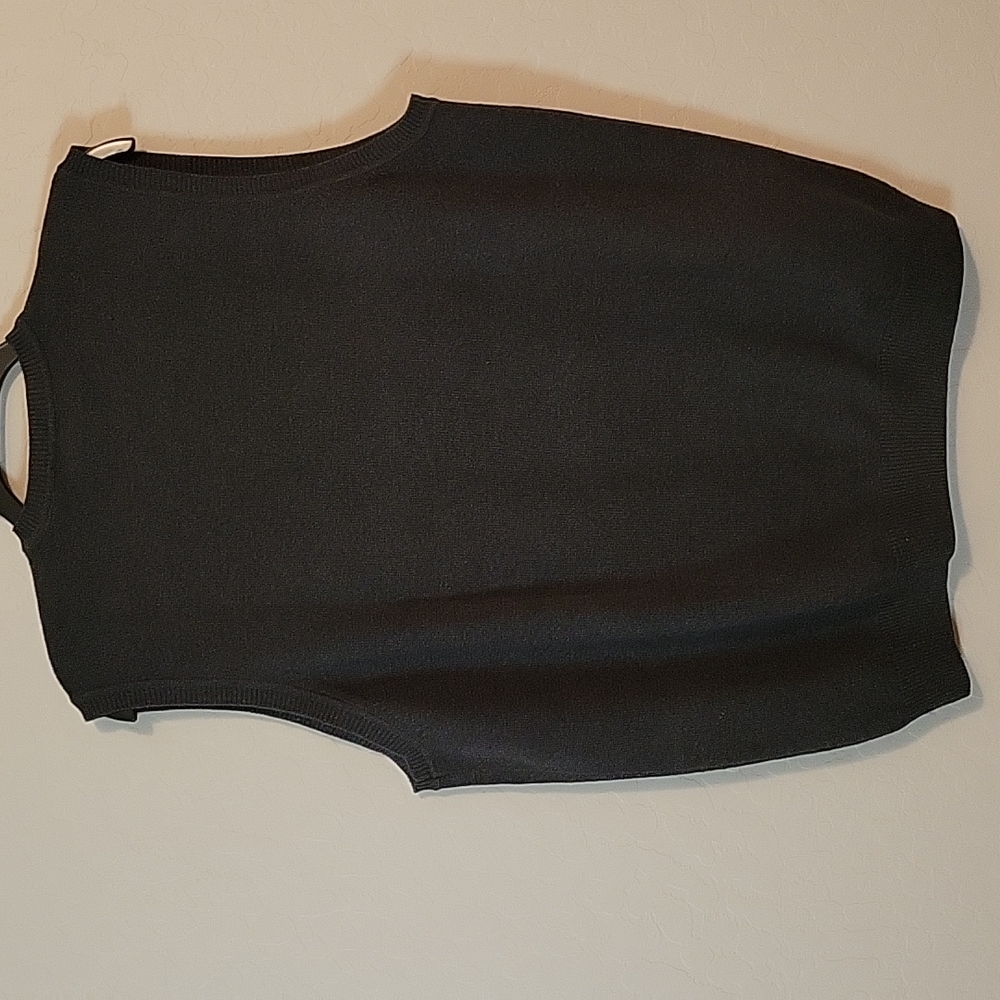 Van Heusen Knit Vest - Picture 2 of 8